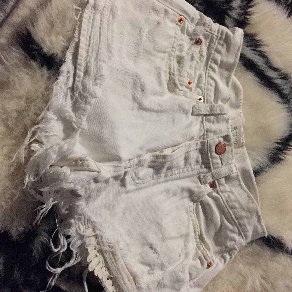 Selling free the people summer short